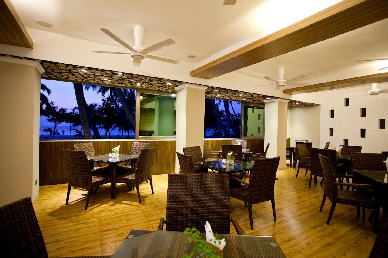 Kaani Beach Hotel At Maafushi Exterior foto