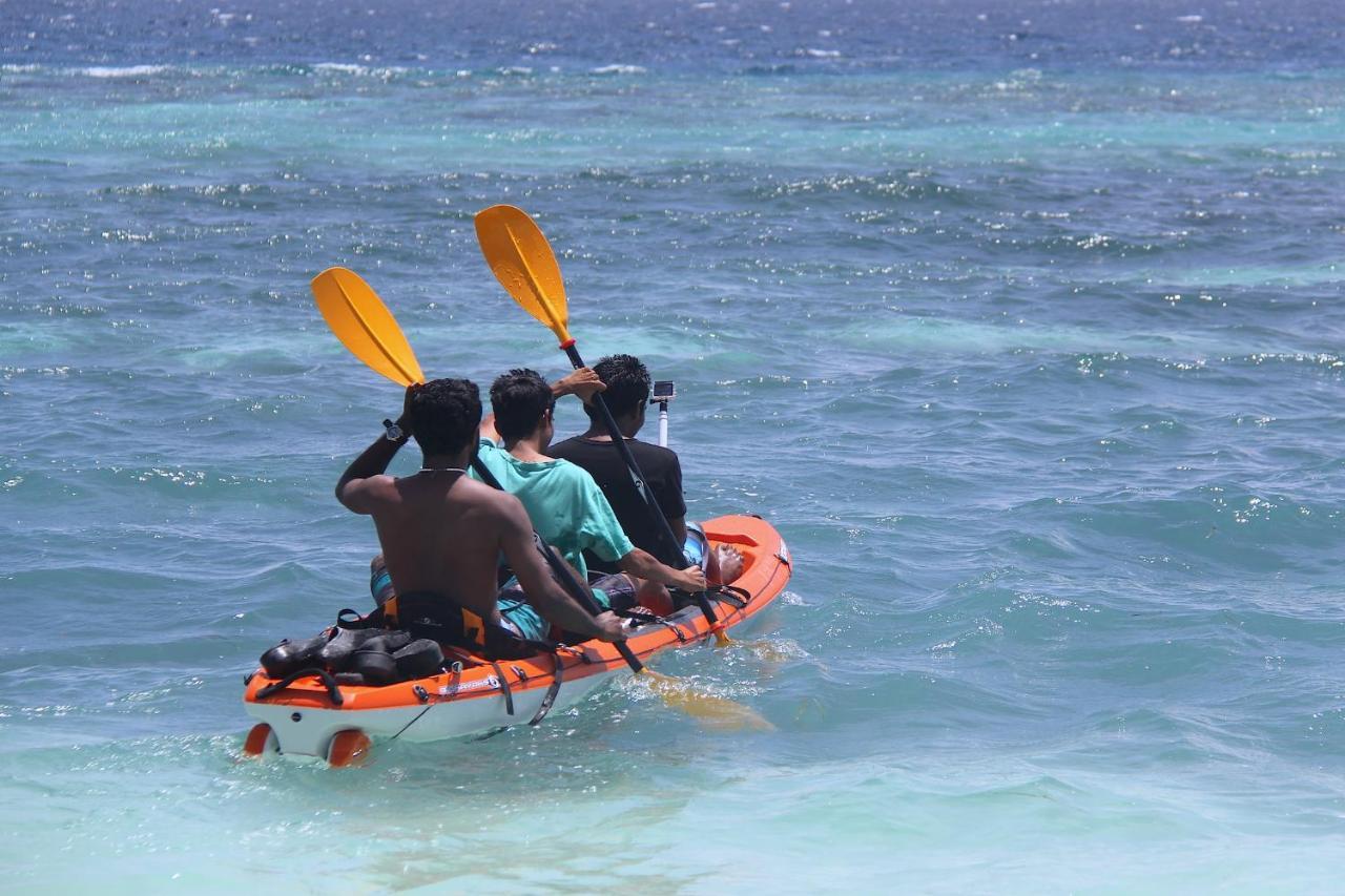 Kaani Beach Hotel At Maafushi Exterior foto